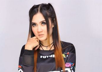 Dituding Selingkuhi Suami Bupati Kediri Hingga Dilarang Manggung, Pedangdut Nella Kharisma Geram Hingga Nekat Ambil Jalur Hukum: Ini Fitnah!