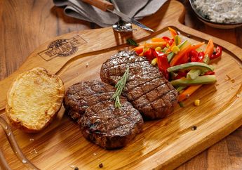 Tidak Perlu ke Restoran Mahal, Kini Kamu Bisa Membuat Sendiri Saus untuk Steak!