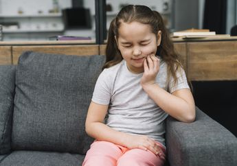 Tips #5MenitAja Mengobati Sakit Gigi Anak dengan Cara Alami dan Bahan Rumahan