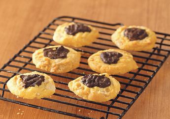 Kue Kering Natal Praktis Dibuat Dengan Resep Kue Kering Cokelat Putih Susu