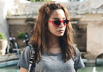 Bak Telan Pil Pahit Nikah Diam-Diam Hingga Jadi Janda di Usia Muda, Artis Cantik Ini Justru Terlihat Sedih, Menyesal?