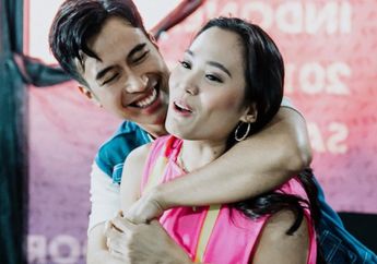 Kayak Adik Ceweknya Sendiri, Intip Kedekatan Vidi Aldiano dengan Sheryl Sheinafia yang Lagi Ultah
