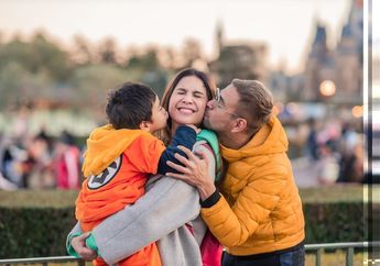 Lewat Gambar Sayap Malaikat dan Wanita, Denny Darko Terawang Raffi Ahmad dan Nagita Slavina Bakal Nambah Momongan di Tahun 2020: Anaknya Perempuan