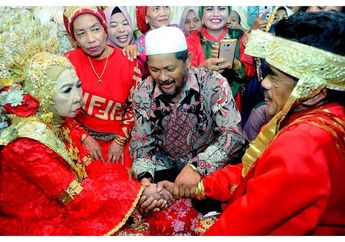 Viral Kisah Nenek Perawan yang Baru Ketemu Jodohnya Usai 56 Tahun Sendiri, Netizen: Sedih Jodoh yang Terlambat Tapi Indah Pada Waktunya