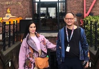 Gerah Dengar Suaminya Dihujat dan Disudutkan Lantaran Bawa Barang Selundupan Ari Askhara, Iis Dahlia Keluarkan Unek-uneknya: Eh, Lu Pikir, Laki Gue Itu Pilot, Bukan Supir Ojol!
