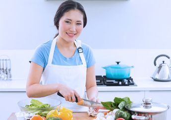 Sering Jadi Perdebatan Di Antara Ibu-ibu, Ternyata ini Bedanya Talenan Kayu atau Plastik, Ada yang Simpan Banyak Bakteri