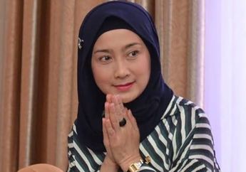 Hengkang dari Gemerlap Dunia Hiburan Hingga Pilih Dunia Politik, Diam-diam Desy Ratnasari Punya Rumah Gedong dengan Mobil Mewah Berjejer di Garasinya