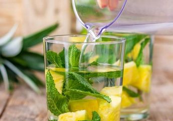 Minum Air Rendaman Nanas dan Rasakan 7 Khasiat Tak Terduga Ini. Bikin Berat Badan Turun Lebih Cepat!