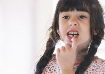 Anak Mengalami Sakit Gigi? Coba Redakan Nyerinya dengan Getah Daun Jarak Moms!