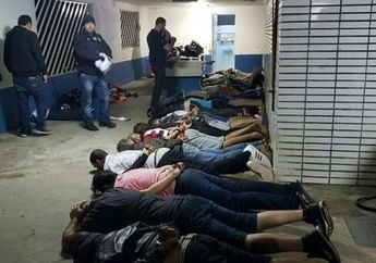 Polisi Muak Saat Menggerebek Praktik Penyiksaan Anjing Yang Diiklankan Online, Daging Anjing Disajikan Untuk Penonton Yang Hadir, Salah Satu Tersangka Adalah Orang Tidak Terduga
