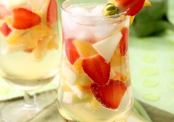 Resep Fruit Squash Enak, Kesegarannya Nempel Terus Ditenggorokan