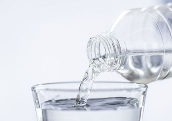 Jadi Kebiasaan Banyak Orang, Langsung Minum Air Putih Setelah Makan Bisa Menyebabkan Penyakit Mematikan