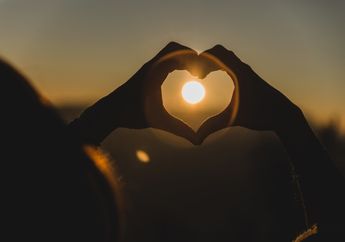 5 Zodiak Ini Paling Dianggap Tidak Romantis, Yuk Cari Tahu Apakah Pasanganmu Salah Satunya!