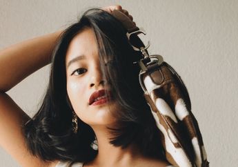 Cocok Jadi Model, Ini 5 Gaya Keren Adira Kania, Anak Aldi Bragi Berpose!