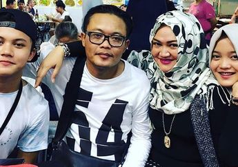 Selalu Tampak Sehat dan Baru Seminggu Jalan-jalan Bareng Anak-anaknya, Ternyata Begini Penyebab Mantan Istri Sule Kembali ke Rahmatullah Secara Mendadak