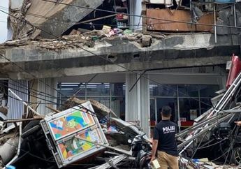 Gedung Roboh di Slipi Jakarta Barat Menimpa Minimart, Rupanya Karyawan yang Berada di Dalamnya Sempat Lakukan Hal Ini