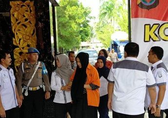Suasana Sidang Sontak Bergemuruh, Begini Respon Anak Hakim PN Medan Saat Ketua Majelis Hakim Ketok Palu Vonis Hukuman Mati Buat Ibu Sambungnya
