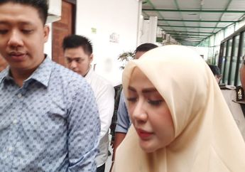 Pablo Benua Sempat Takabur Sebut Cuma Malaikat yang Bisa Jebloskan Dirinya ke Penjara, Rey Utami Kini Cuma Bisa Nangis Pilu Sambil Bawa Baju Bekas sang Anak: Kangen
