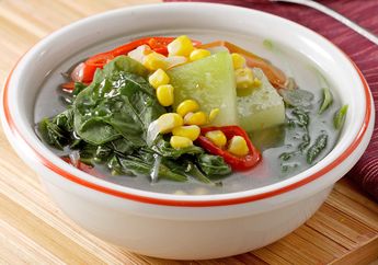 Resep Sayur Bening Labu Bayam Enak Ini Bikin Malam Hari Jadi Lebih Hangat