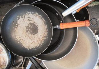 Sering Dianggap Sepele, Ternyata Masak Pakai Teflon yang Tergores Bisa Picu Hal Buruk Ini Pada Tubuh! Salah Satunya Sebabkan Kanker