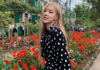Pamer Potret Leyeh-leyeh Cantik di Pinggir Pantai, Rose Blackpink Ungkap Ingin Balik Lagi ke Indonesia!
