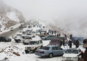 Gurun di Tabuk Arab Saudi Kini Rata dengan Salju, Suhu Capai 4 Derajat Celsius, Fenomena Alam Apakah Ini?