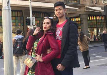 Anak Diah Permatasari, Marciano Nicholas dan Sang Mama Punya 6 Gaya Kompak yang Seru Abis!