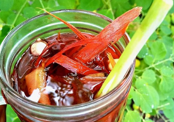 Wedang Uwuh Sajian Penghangat Tubuh Kesukaan Raja Mataram di Kala Dingin, Berikut Ini Deretan Manfaat Minuman 'Sampah' yang Kaya Akan Rempah