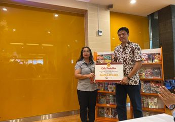 Berantas Darurat Membaca, HokBen Bersama Gramedia Asri Media Sumbang Rak dan Buku Untuk Taman Baca Masyarakat