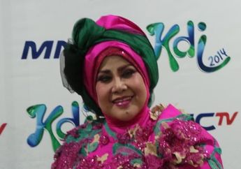 Bak Petir di Siang Bolong, Kabar Elvy Sukaesih Positif Covid-19 Bikin Penggemar Terkejut, Sang Anak Minta Maaf dan Beberkan Riwayat Penyakit Ibunya