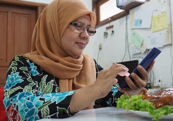 Fatmah Bahalwan, Sukses Manfaatkan Teknologi untuk Berbagi Resep #KemilauKulinerIndonesia