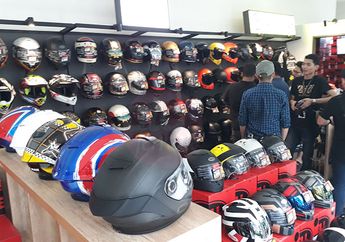 Tiap Hari Ngantor Pakai Motor, Mending Pakai Helm Open Face Atau Full Face