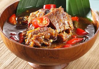 Resep Semur Daging Pedas Enak, Bikin Makan Siang Jadi Nambah Terus