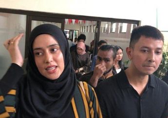 Goresan Luka di Hatinya Tak Akan Pernah Kering, Fairuz A Rafiq Tegas Tak Mau Ambil Jalan Damai Sampai Mati: Saya Sudah Sakit Hati Sebagai Perempuan dan Sebagai Ibu