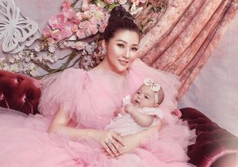 Masih Bayi Pakai Topi Mewah Harga Jutaan Rupiah, Penampilan Thania Putri Onsu Anak Sarwendah dan Ruben Onsu Bikin Gemas Netizen
