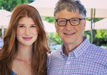 Lagi Sibuk Hadapi Ujian Kedokteran, Putri Bill Gates Tiba-tiba Dilamar Sang Kekasih dengan Cincin Berlian Besar, Intip Fotonya!
