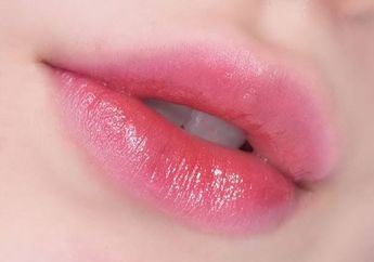 Murah! Ini 3 Serum Bibir Korea Terampuh Bikin Bibir Lembap & Kenyal!