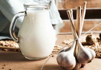 Aneh Tapi Kaya Manfaat! Coba Minum Susu Campur Bawang Putih Karena Bisa Datangkan Khasiat Ini!