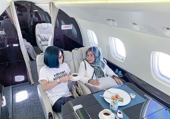 Kontras dengan Usaha Sang Anak yang Kian Memperihatinkan, Warung Kopi Ibunda Syahrini Justru Ramai hingga Pada Rela Antri