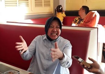 Mendadak Matikan Lampu dan Bersembunyi, Begini Reaksi Ibu Rumah Tangga yang Diduga Menghina Tri Rismaharini Saat Polisi Datangi Rumahnya, Takut?