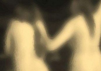 Demi Saweran yang tidak Seberapa, Biduan Dangdut Ini Rela Pertontokan Bagian Intimnya di Hadapan Penonton sambil Naik di Atas Meja! Begini Nasib Tragisnya Sekarang