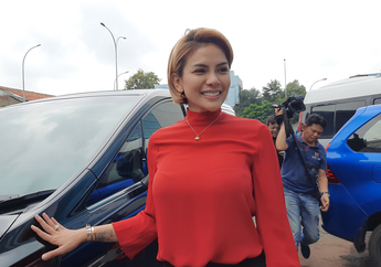 Meski Sama-sama Punya Bayi di Rumah, Ini Alasan Kenapa Rey Utami Tetap Ditahan Tapi Nikita Mirzani Dapat Bebas Bertemu Anaknya Selama Pemeriksaan Polisi