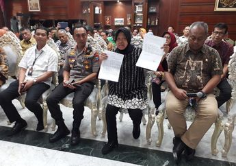 Kisah Tri Rismaharini dan Fenomena Penghinaan Terhadap Pejabat