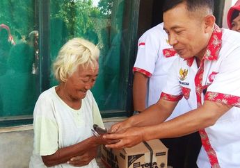 Terpaksa Jual 3 Sendok Demi Beli Beras, Mbah Sadinah Masih Saja Ingin Bantu Orang Susah saat Diberi Bantuan, Bahkan Masih Ingin Tetap 'Ngutang'