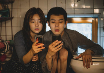 Ternyata Ada Peran Enggak Langsung Choi Woo Shik yang Bikin Park So Dam Join Parasite!