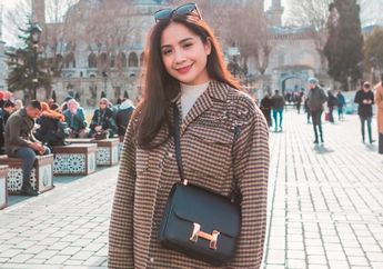Bukan Peniti atau Jarum Pentul, Nagita Pakai Bros Kristal saat Pakai Hijab, Netizen: Gak Kuat Beli