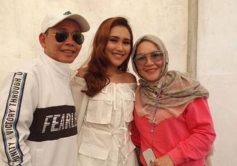 Makin Lengket dengan Didi Riyadi, Ayah Ayu Ting Ting Malah Bongkar Anak Perempuannya Dilamar Sosok Ini: Dateng ke Rumah Mau Jadi Mantu Ayah, Bawain Susu Bilqis Juga!