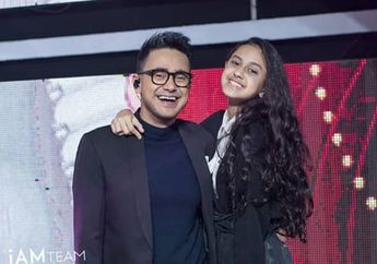 Kecenya Gaya Kompak Anak Ramzi, Asila Maisa dan Papa Pakai Outfit Hitam!