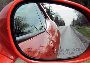 Kaca Spion Mobil, Ternyata Setingannya Bisa Tergantung Kondisi