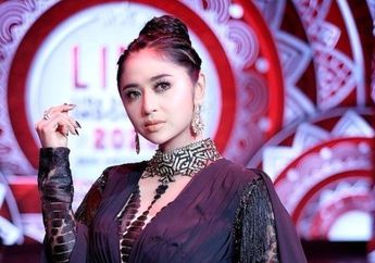 Dewi Perssik Murka hingga Buka Aib ART-nya setelah Dituduh tak Pernah Berikan Gaji selama 7 Bulan Bekerja: Lebih Baik Pelihara Kucing daripada Orang yang gak Tau Diri!